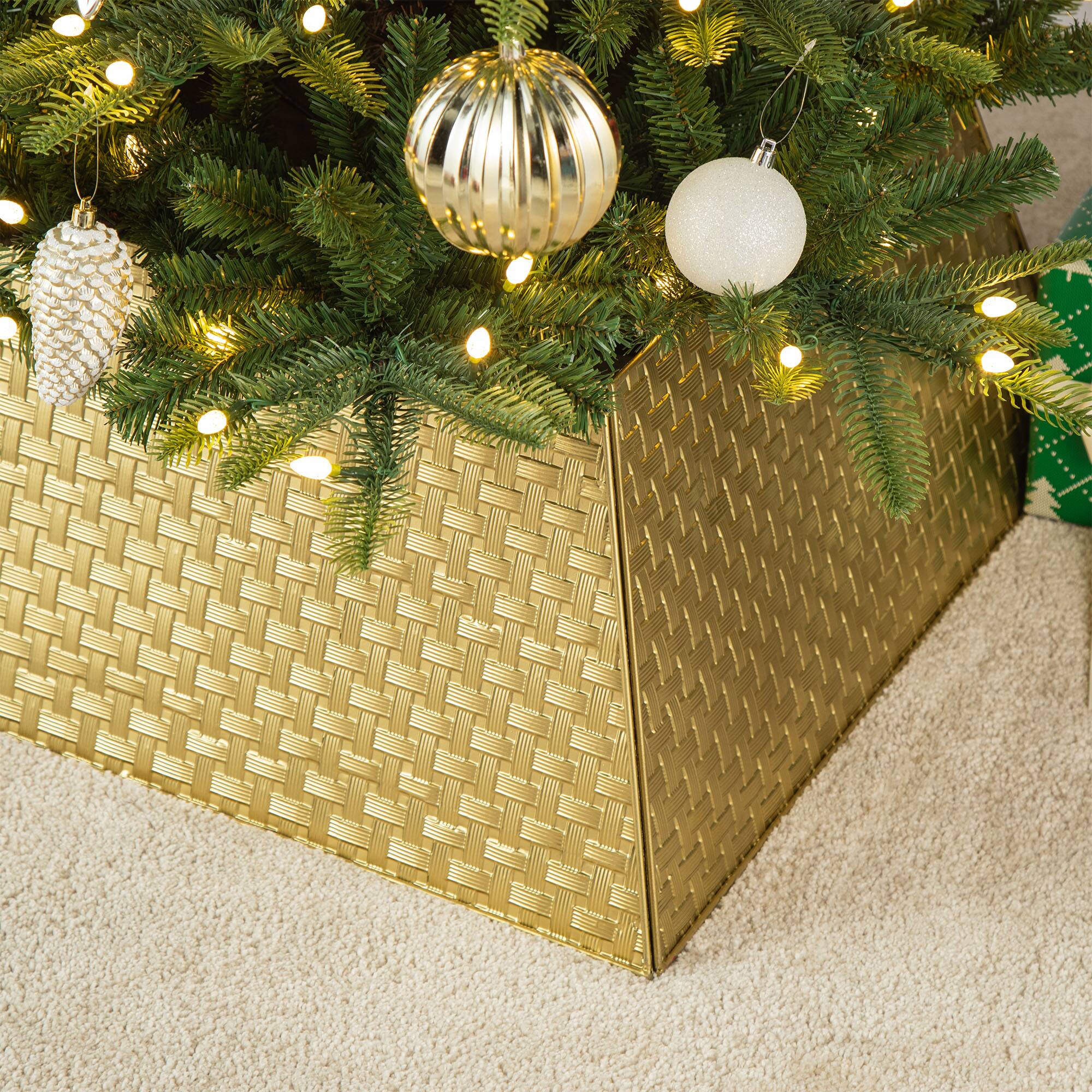 Glitzhome® 25.75" Gold Trapezoid Metal Weave Tree Collar